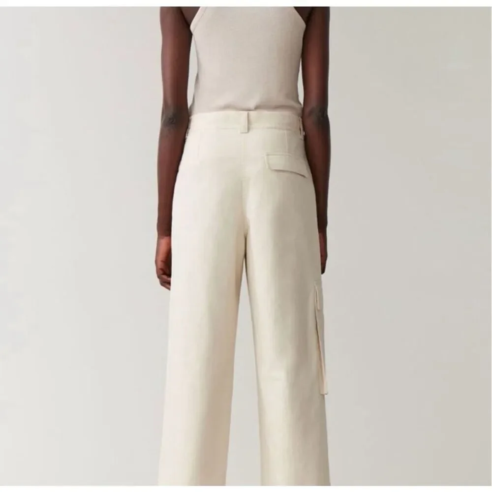 ✨COS Cotton Cargo Sz 4 Trousers in Cream Beige✨